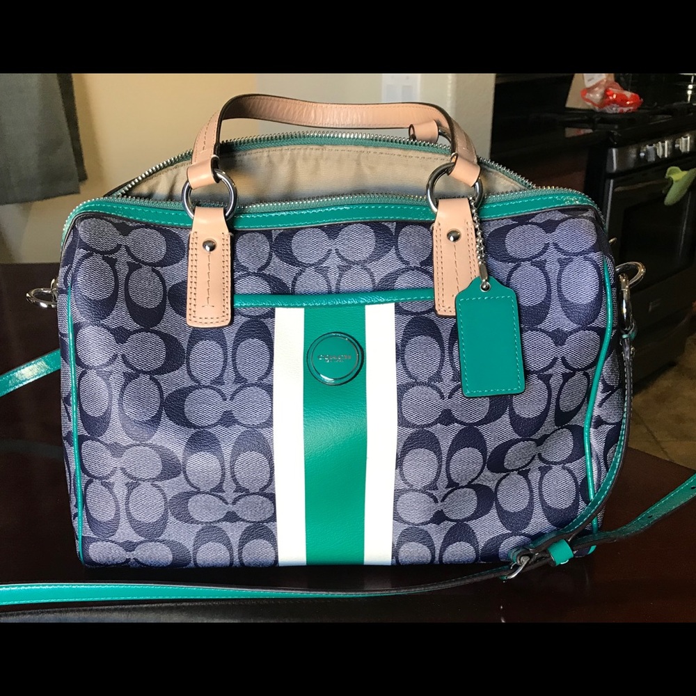 ***SOLD*** Coach Satchel